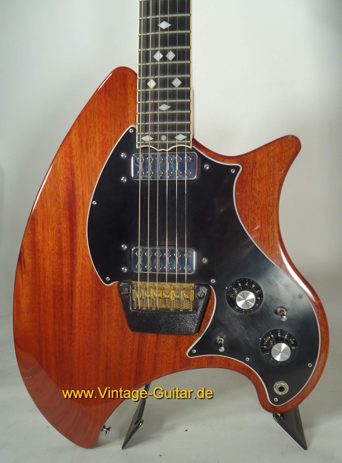 Ovation Deacan Model 1252 1978 c.jpg